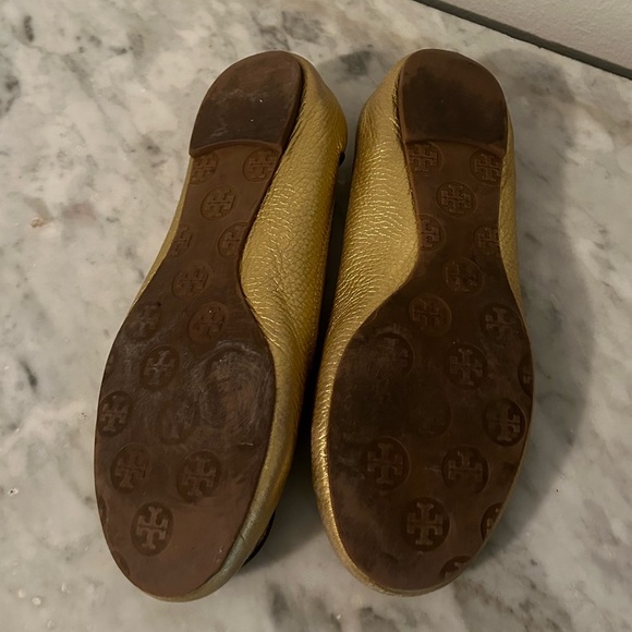 Tory Burch Flats in Gold - Picture 5 of 5